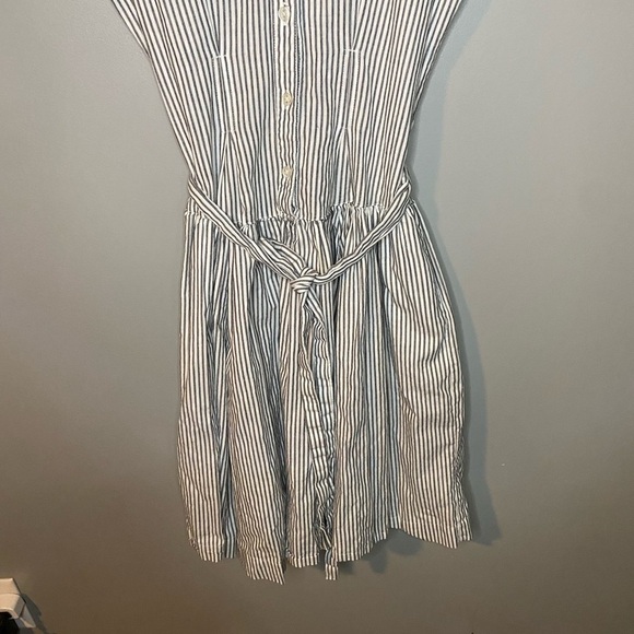 Norma Kamali Cap Sleeve Seersucker Stripe Tie Waist Shirt Dress - Picture 5 of 10